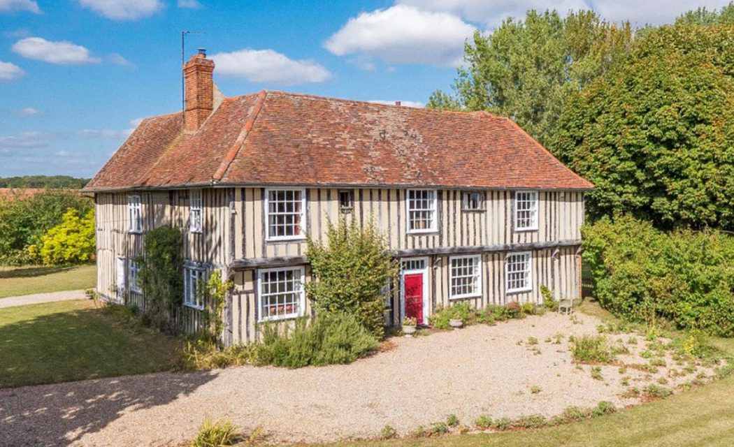 17th century listed farmhouse
