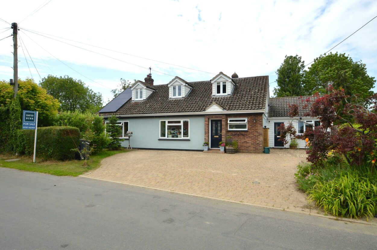 Cross End, Pebmarsh, Essex