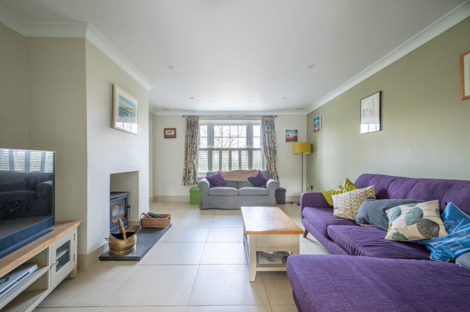 Church Road, Moulton