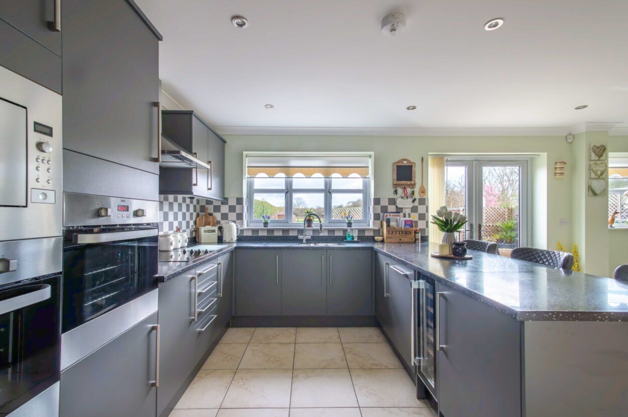 Queen Adelaide, Cambridgeshire