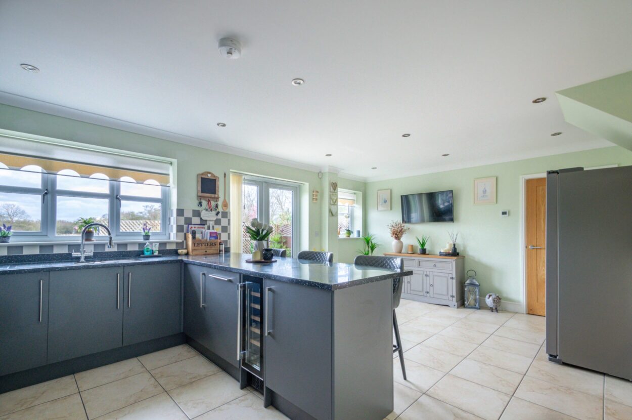 Queen Adelaide, Cambridgeshire