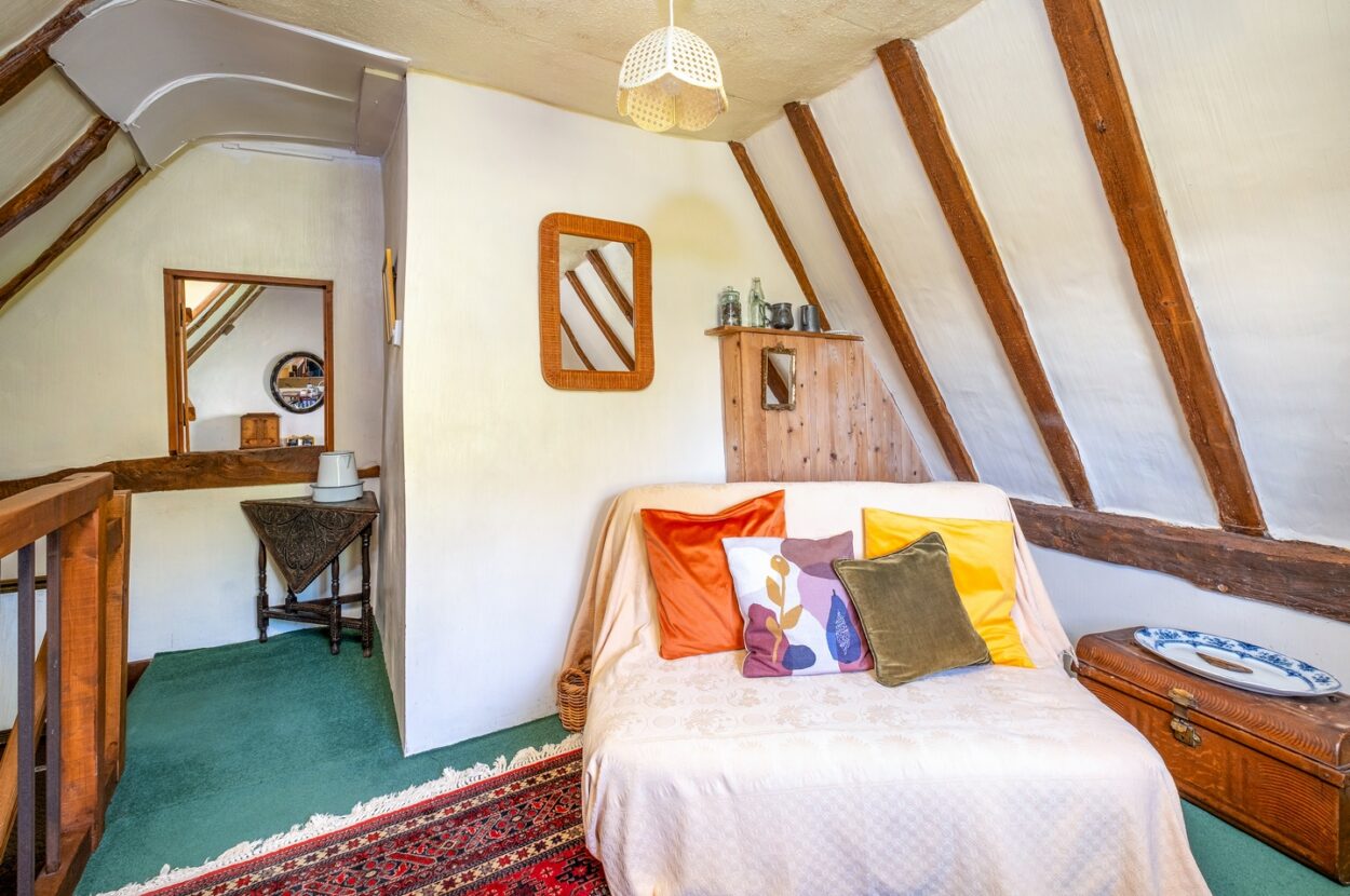 Parkers Road, Cotton