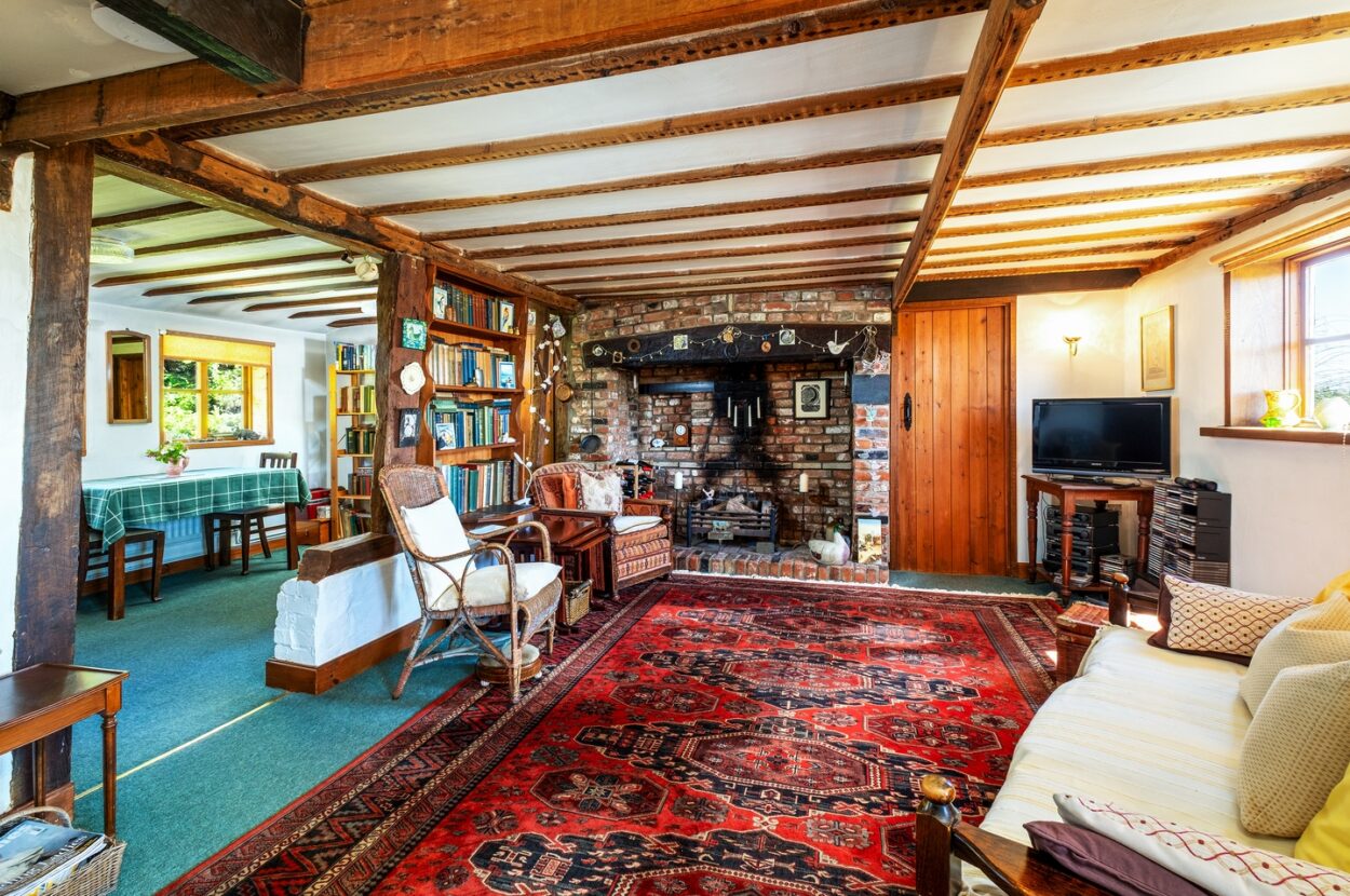 Parkers Road, Cotton