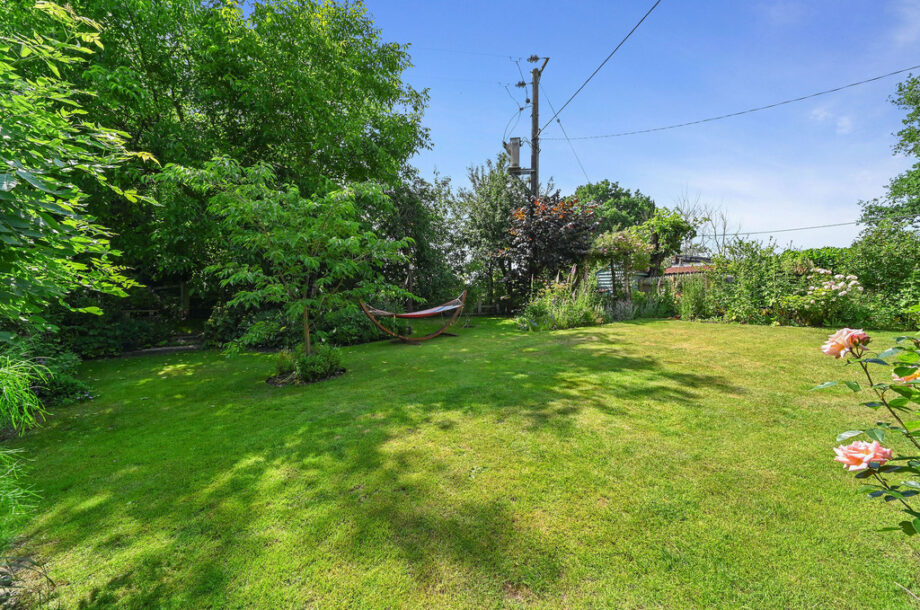 Lower Road, Hemingstone