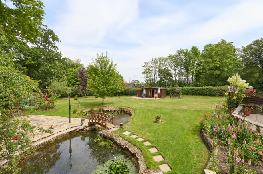 Cowlinge, Newmarket