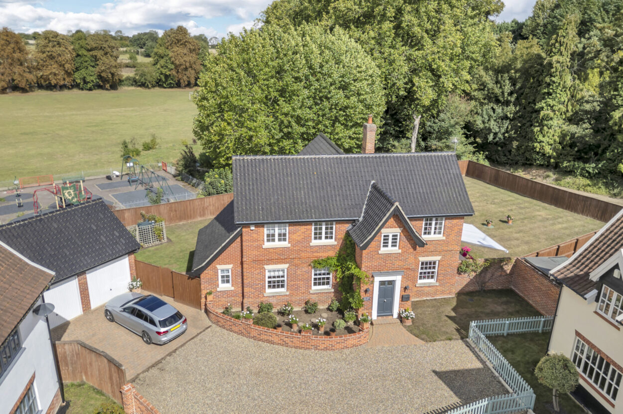 Wattisfield, Diss
