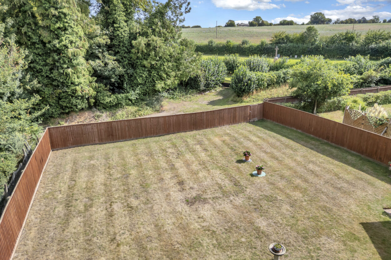 Wattisfield, Diss