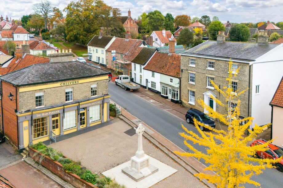 Botesdale, Diss