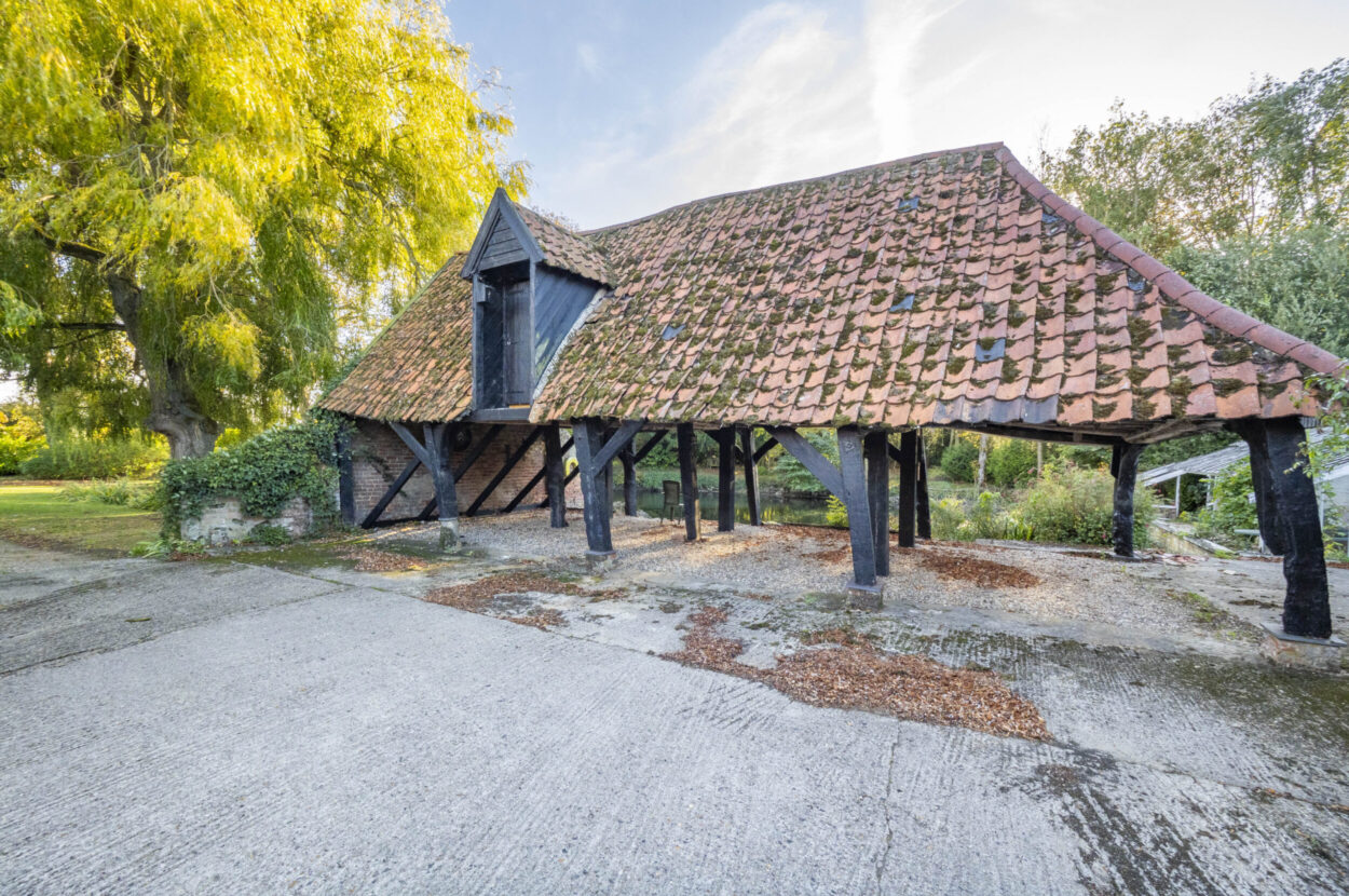 Belchamp Otten, Suffolk/Essex Border