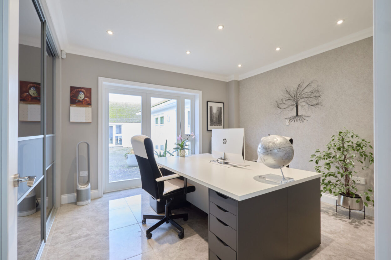 Barton Mills, Bury St. Edmunds