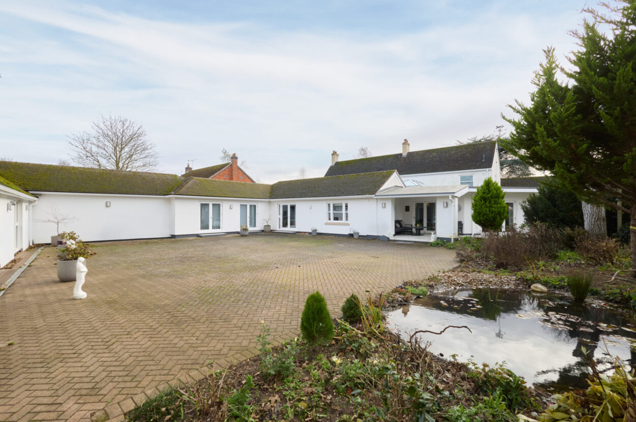 Barton Mills, Bury St. Edmunds