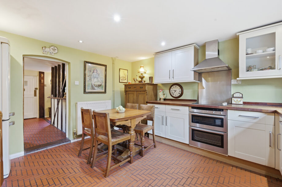 Cheveley, Newmarket