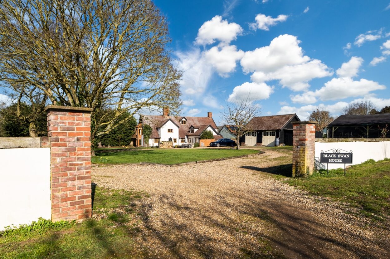 Bury Road, Wattisfield