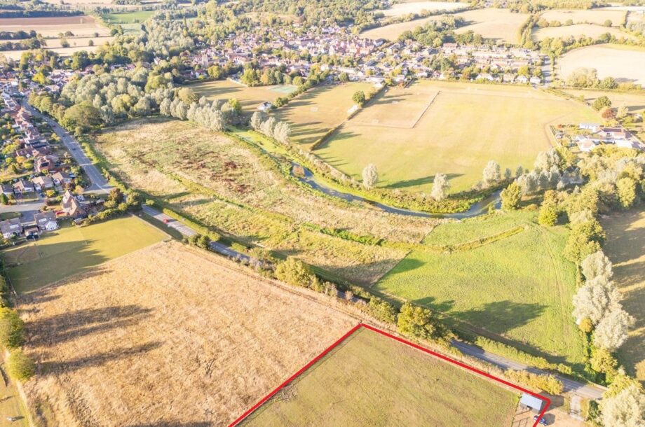 Colchester Road, Bures